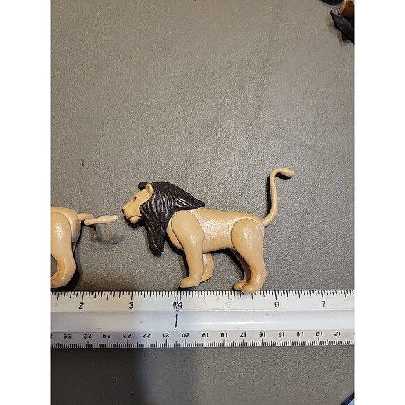 Playmobil Wiltopia Lion Zoo Safari Circus Animal Figure Replacement King - Picture 11 of 11